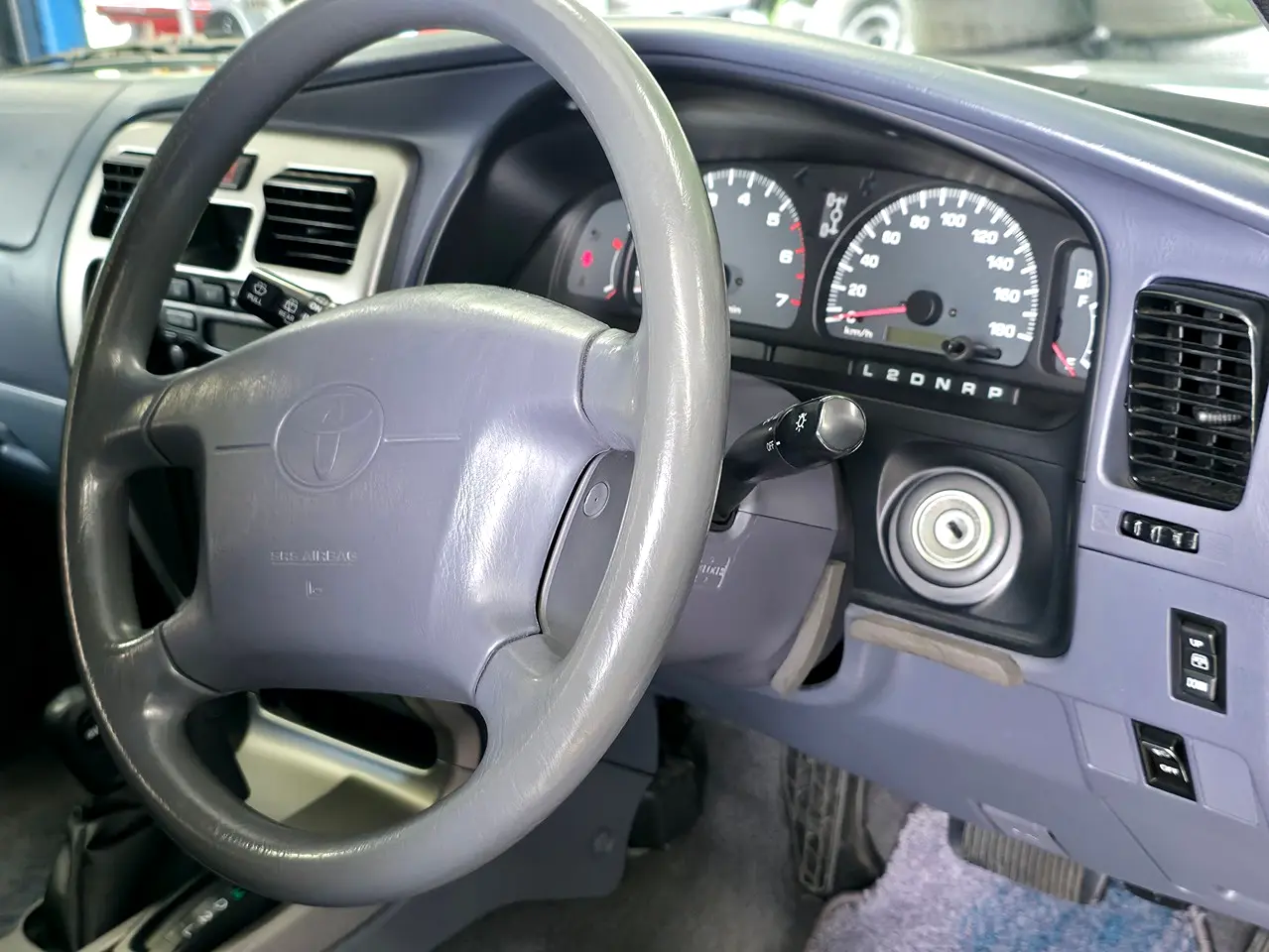 1999-toyota-hilux-surf-for-sale-florida-28