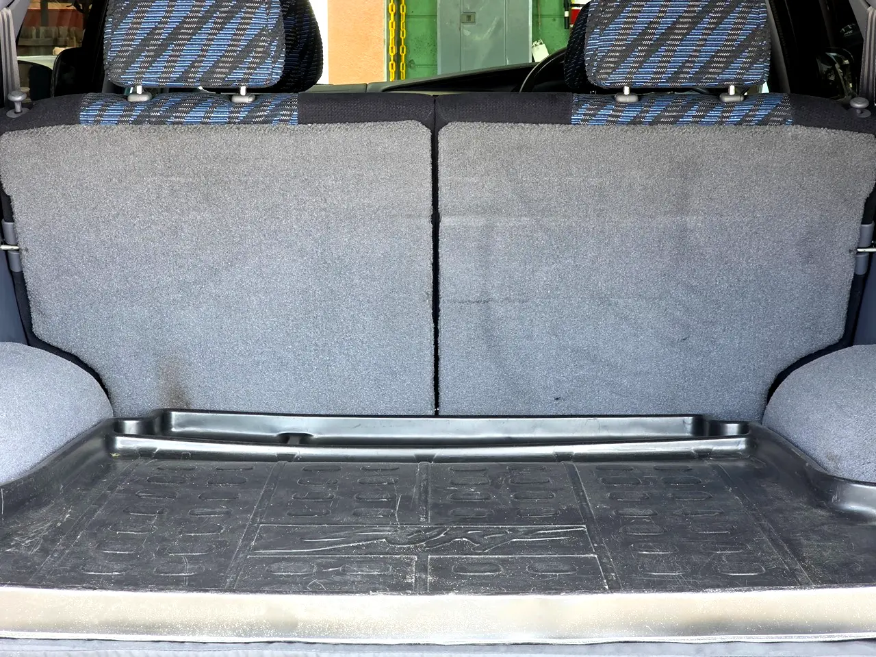 1999-toyota-hilux-surf-for-sale-florida-37