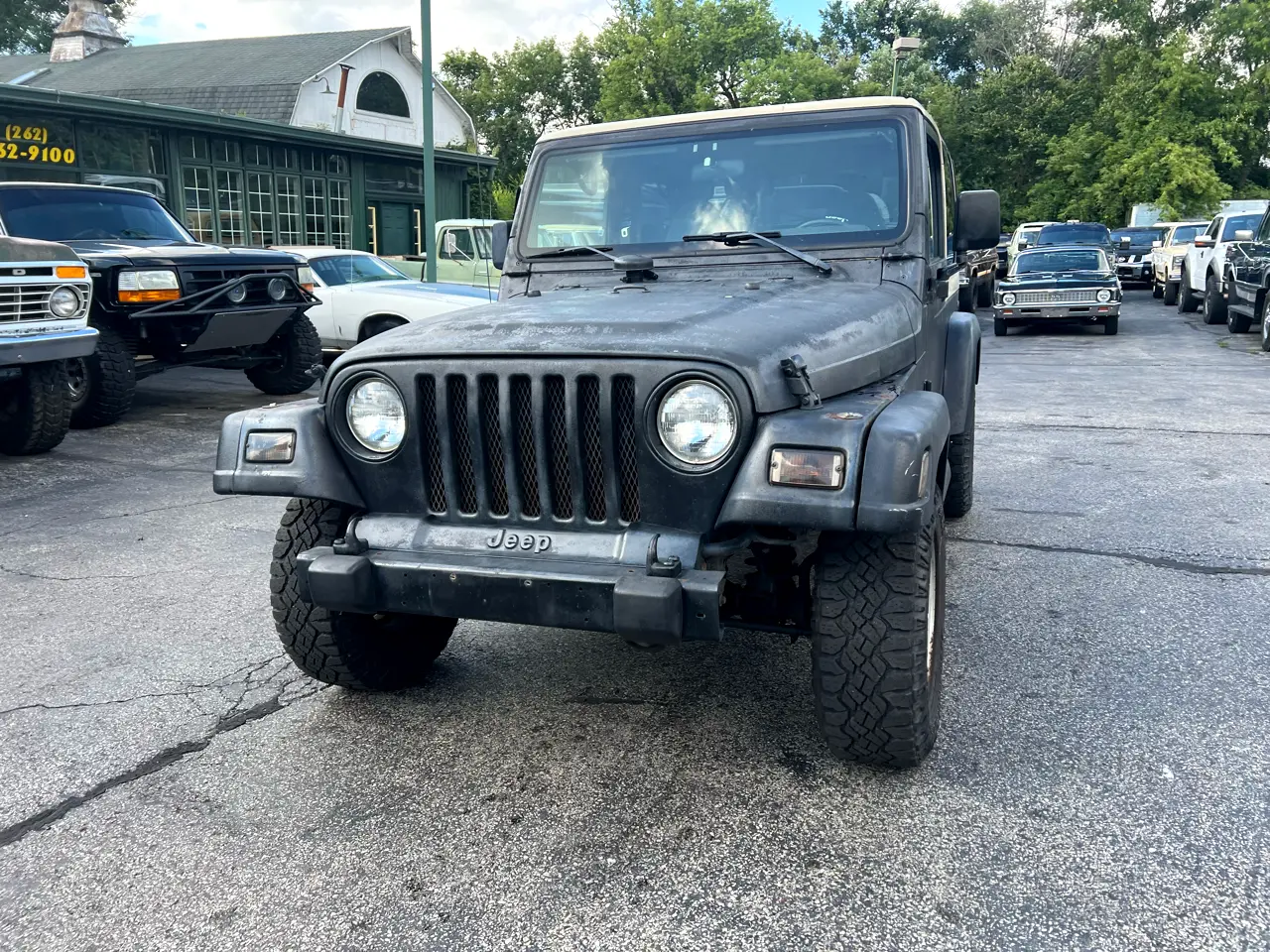 2000-jeep-wrangler-sahara-for-sale-trevor-wi-01