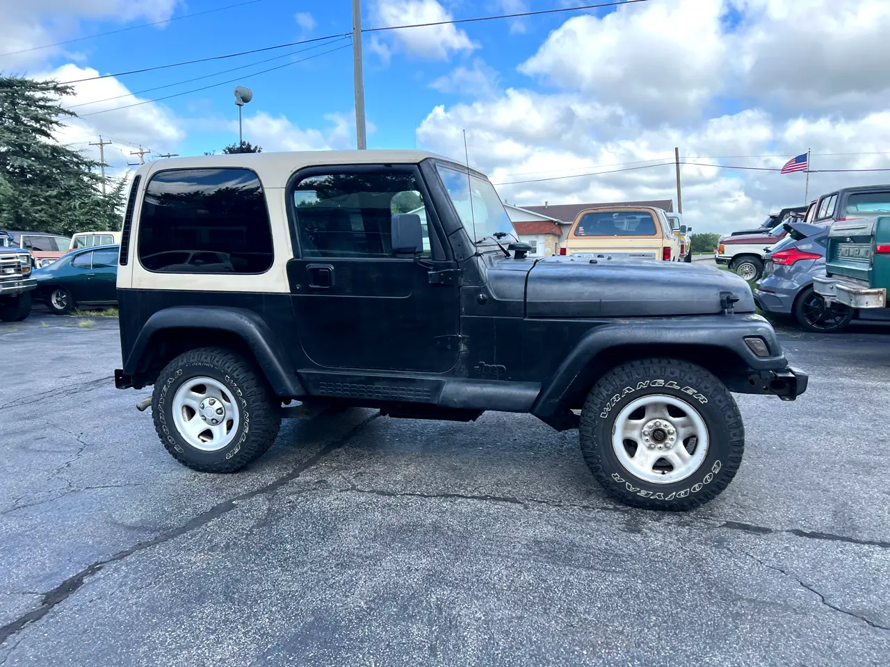 2000-jeep-wrangler-sahara-for-sale-trevor-wi-02