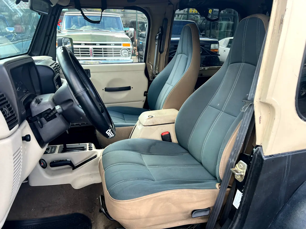 2000-jeep-wrangler-sahara-for-sale-trevor-wi-05