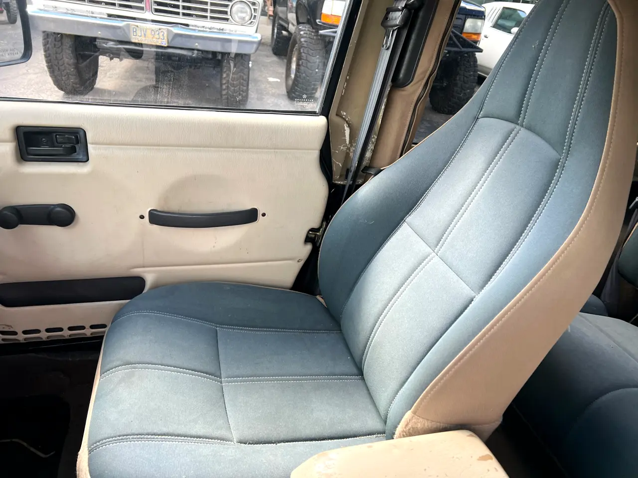 2000-jeep-wrangler-sahara-for-sale-trevor-wi-11