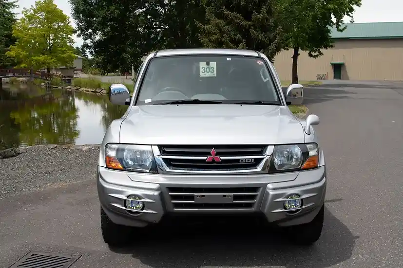 2000-mitsubishi-pajero-super-exceed-gdi-for-sale-02