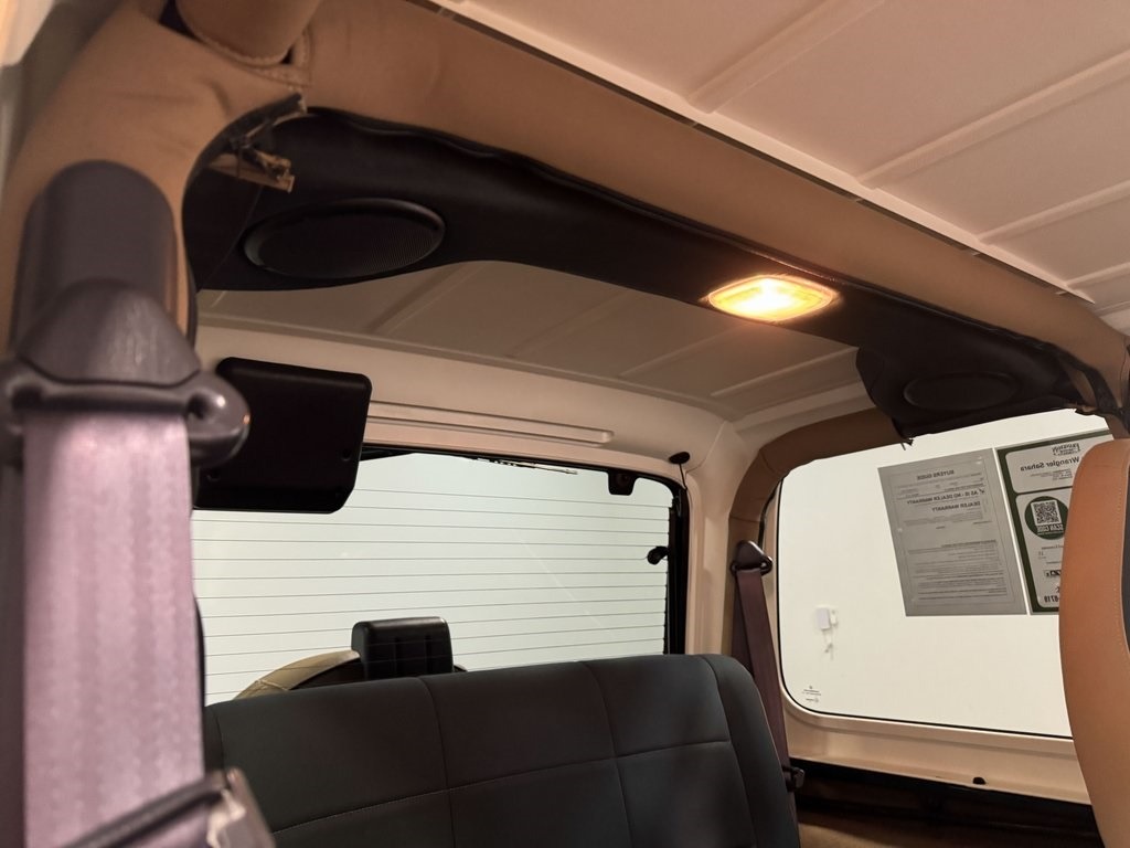 2002-jeep-wrangler-sahara-for-sale (34)