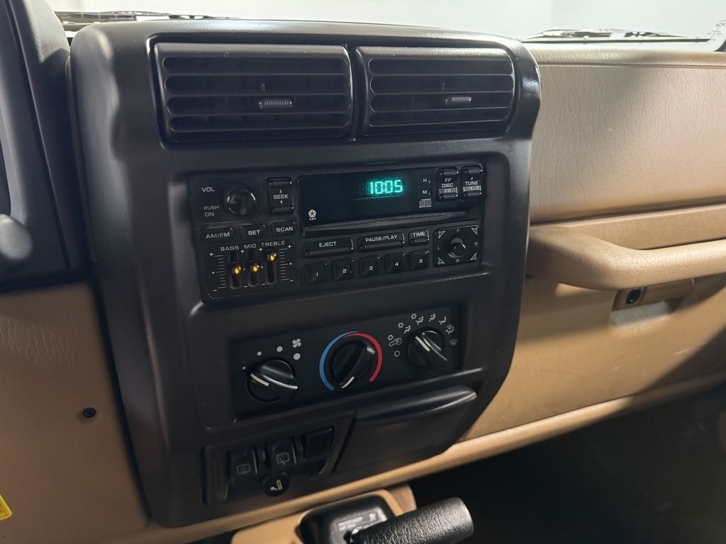 2002-jeep-wrangler-sahara-for-sale (5)