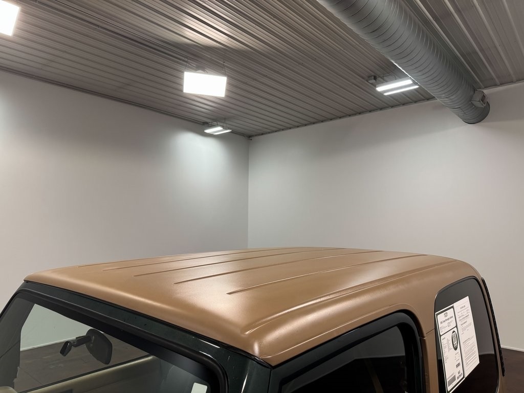 2002-jeep-wrangler-sahara-for-sale (60)