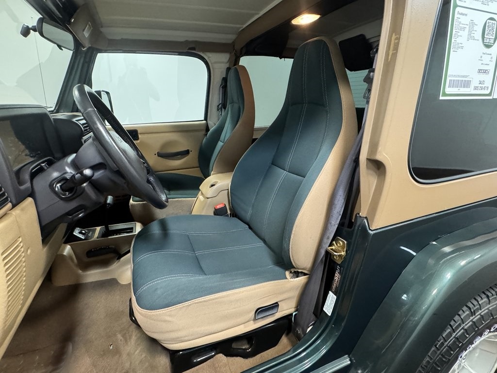 2002-jeep-wrangler-sahara-for-sale (88)