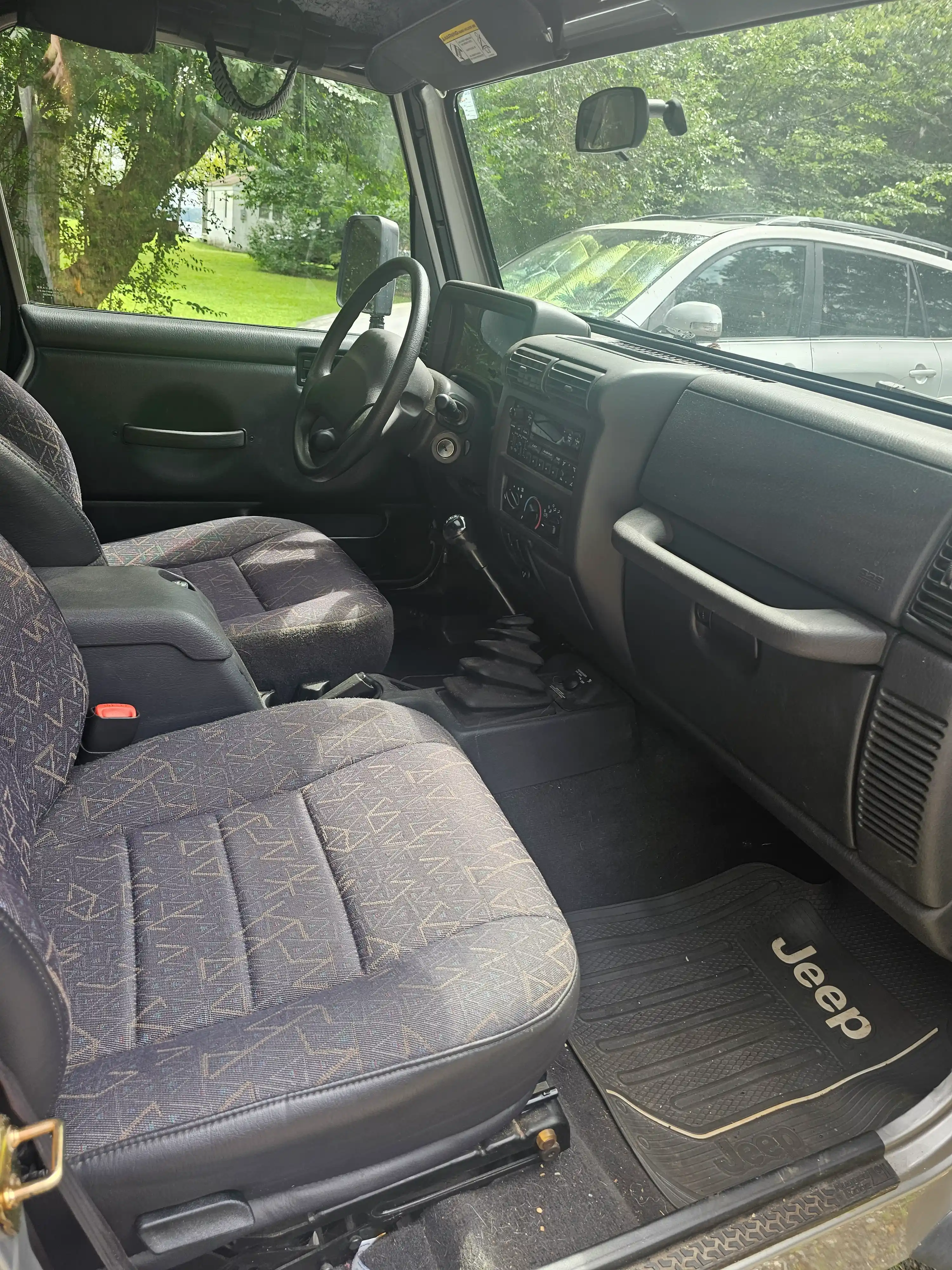 2002-jeep-wrangler-x-for-sale-06
