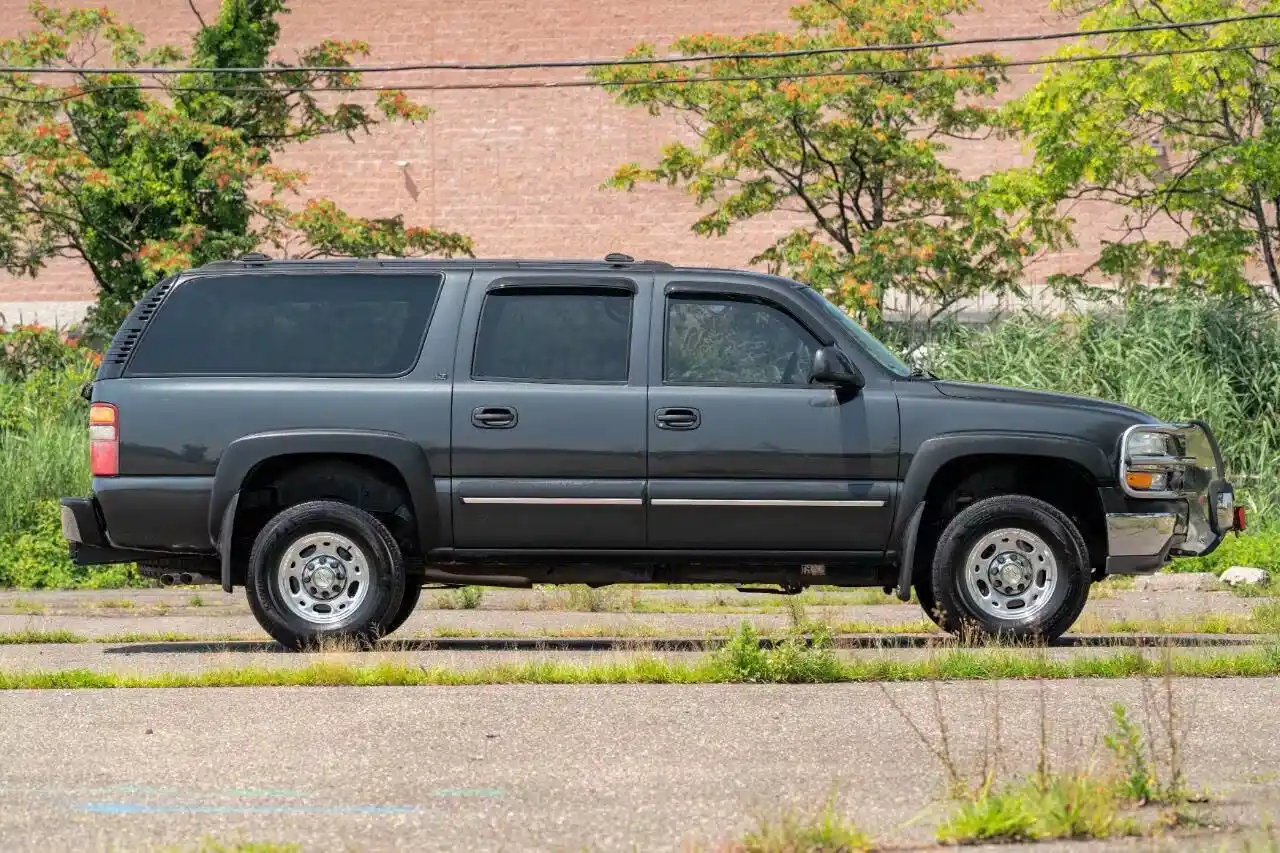 2003-chevrolet-suburban-for-sale-moonachie-nj-11