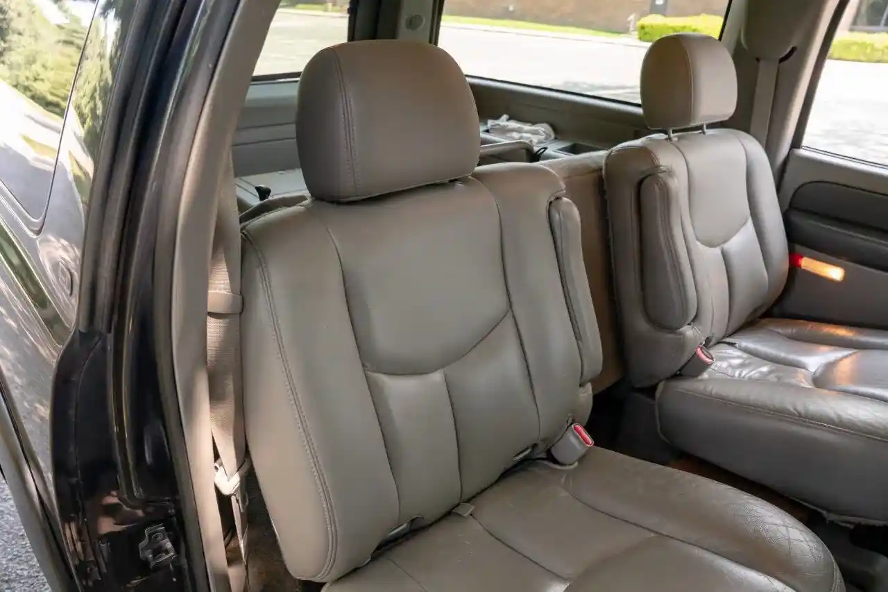 2003-chevrolet-suburban-for-sale-moonachie-nj-15