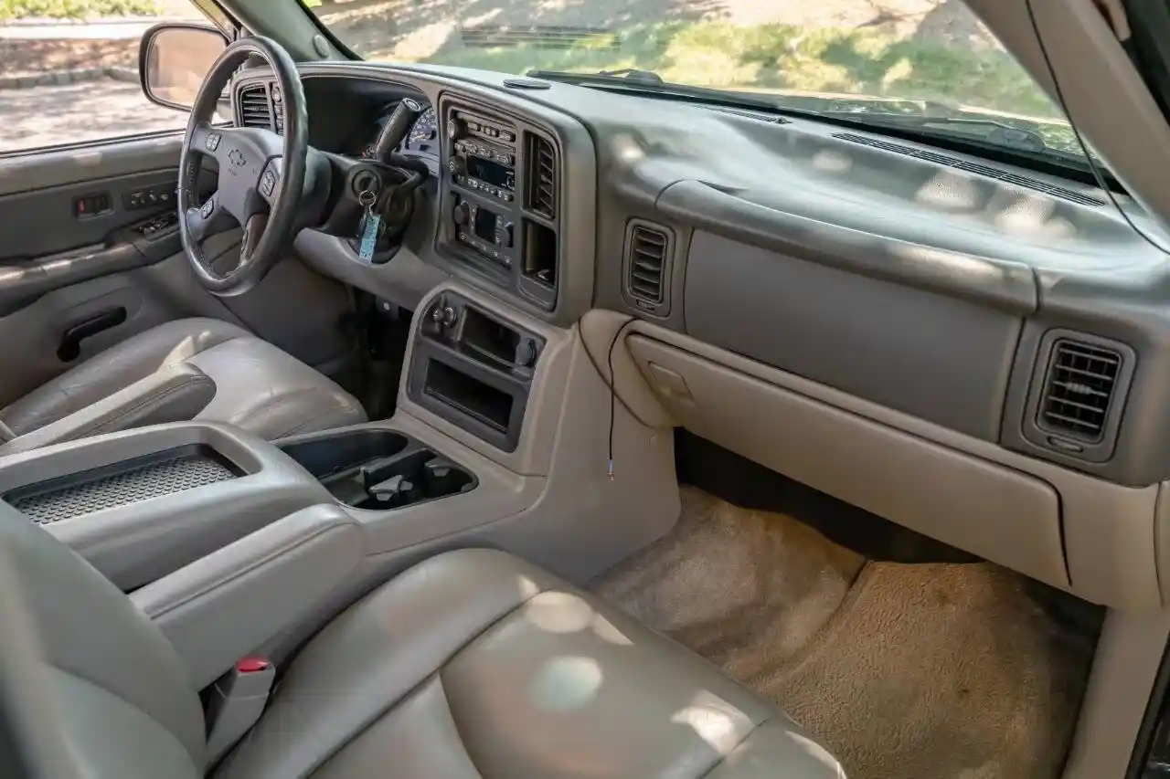 2003-chevrolet-suburban-for-sale-moonachie-nj-59