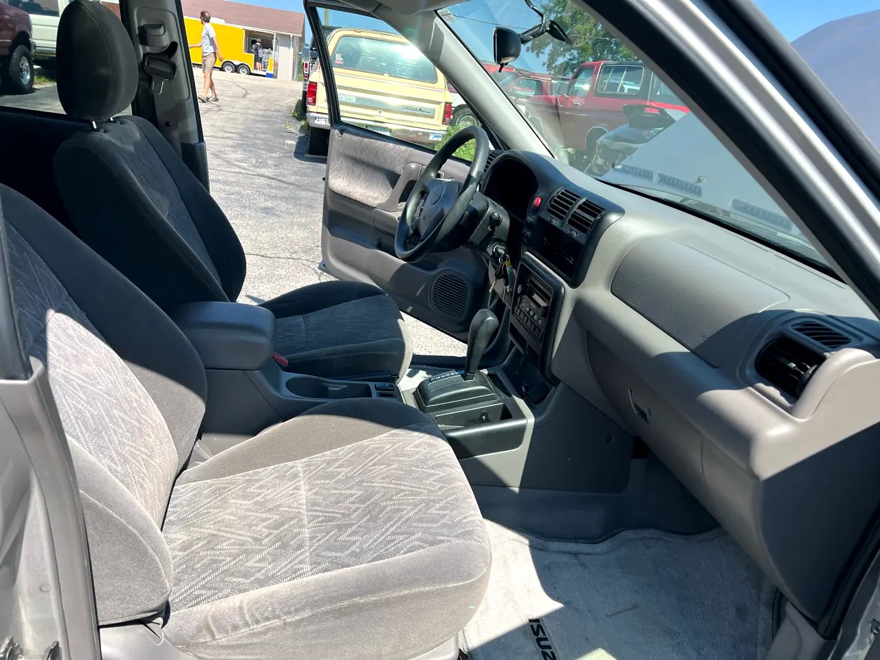 2004-isuzu-rodeo-for-sale-trevor-wi-4