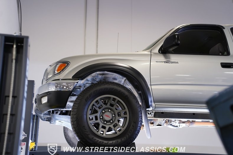 2004-toyota-tacoma-sr5-4x4 (10)