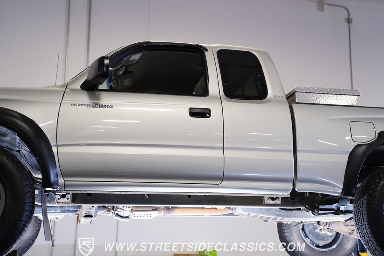 2004-toyota-tacoma-sr5-4x4 (11)
