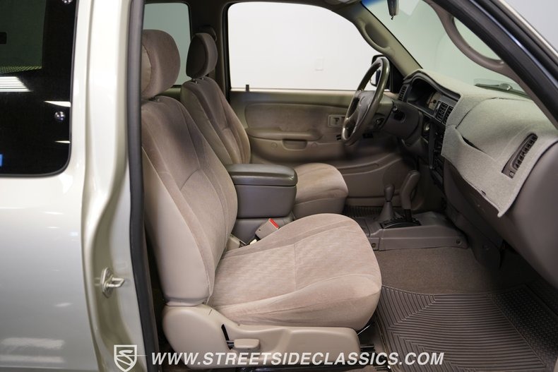 2004-toyota-tacoma-sr5-4x4 (31)