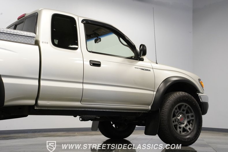 2004-toyota-tacoma-sr5-4x4 (51)