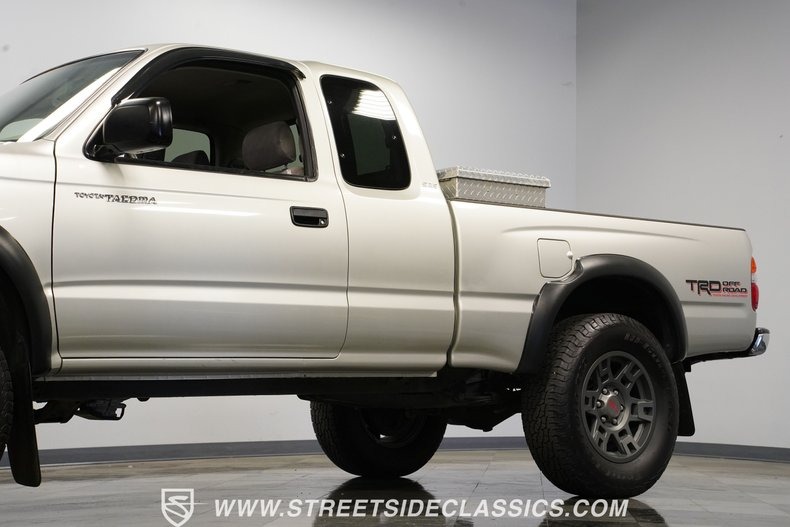 2004-toyota-tacoma-sr5-4x4 (58)