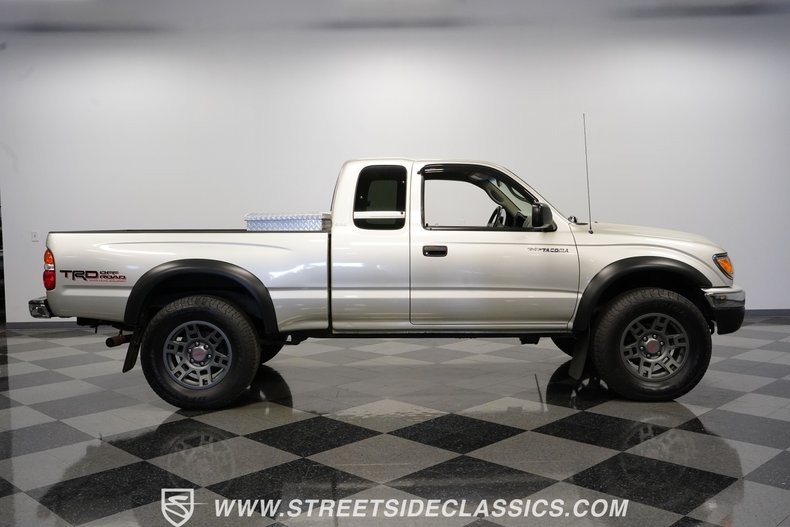 2004-toyota-tacoma-sr5-4x4 (65)
