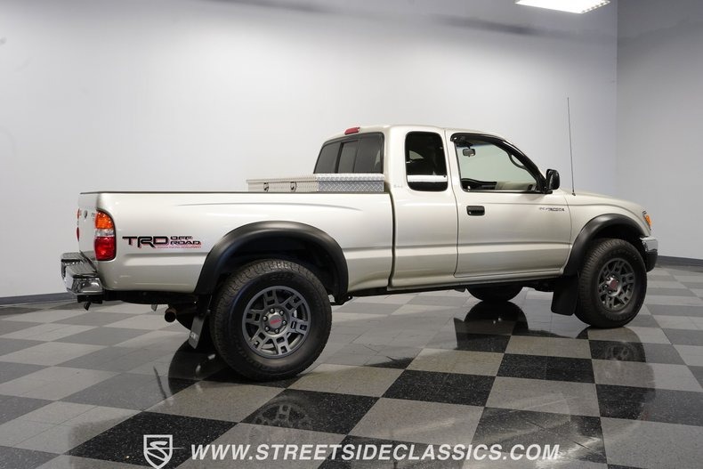 2004-toyota-tacoma-sr5-4x4 (67)