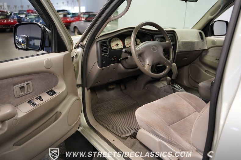 2004-toyota-tacoma-sr5-4x4 (77)