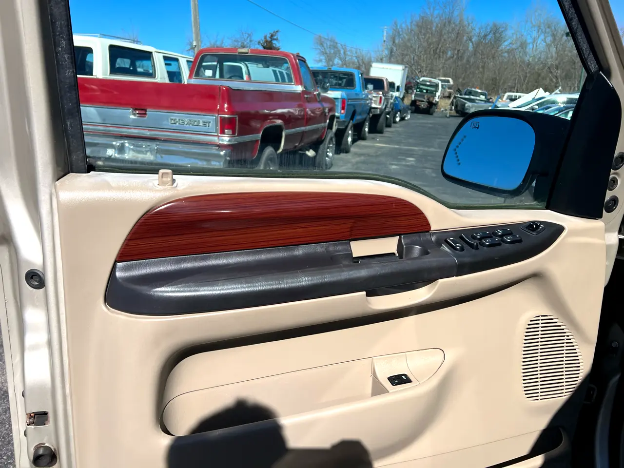 2005-ford-excursion-limited-for-sale-07