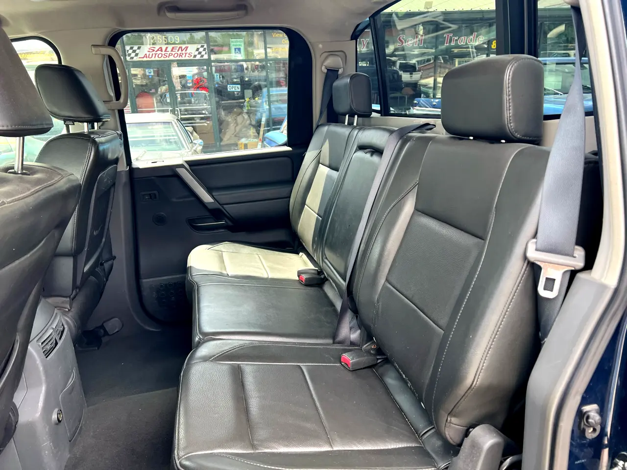 2006-nissan-titan-le-for-sale-trevor-wi-09