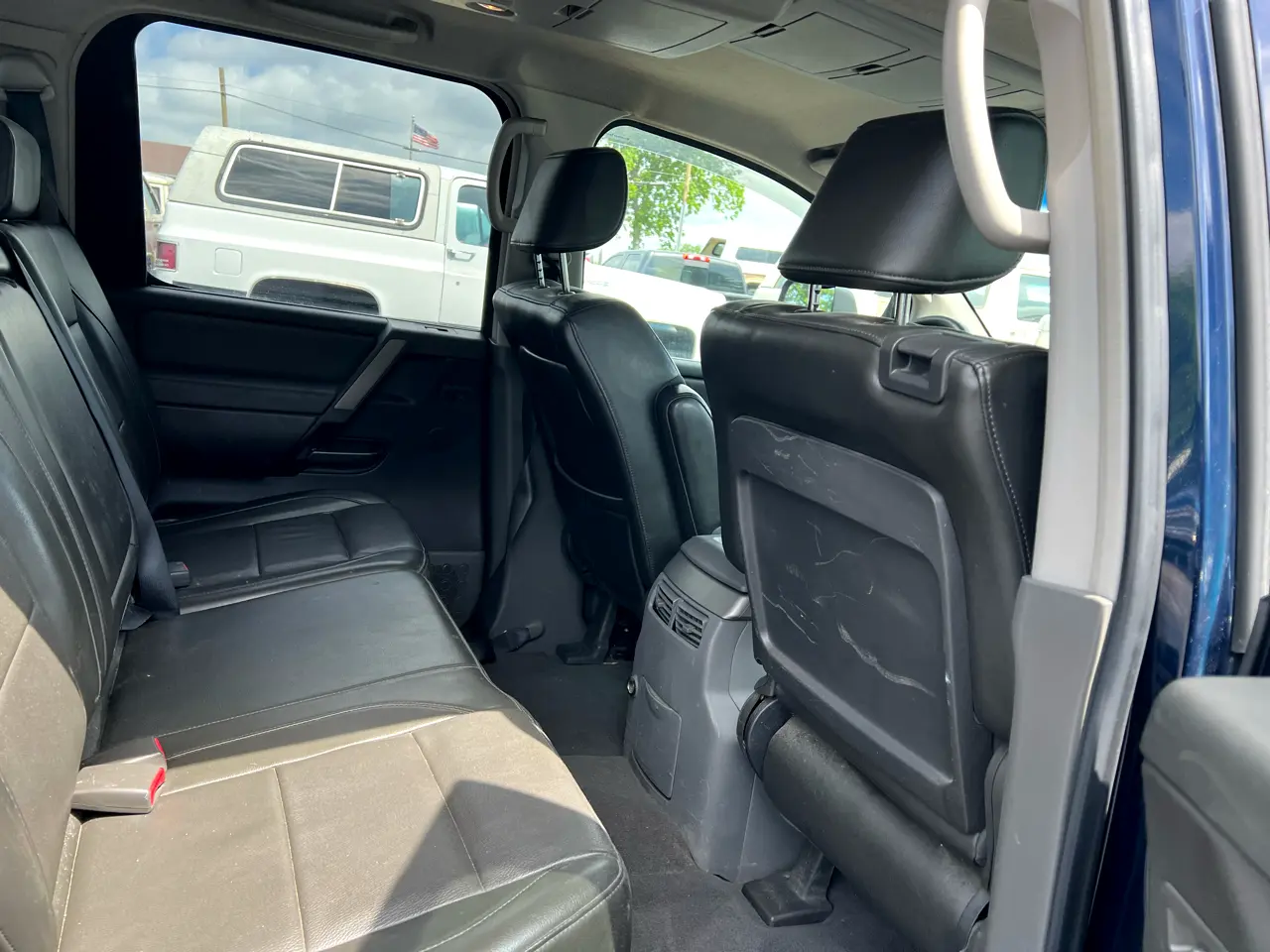 2006-nissan-titan-le-for-sale-trevor-wi-12