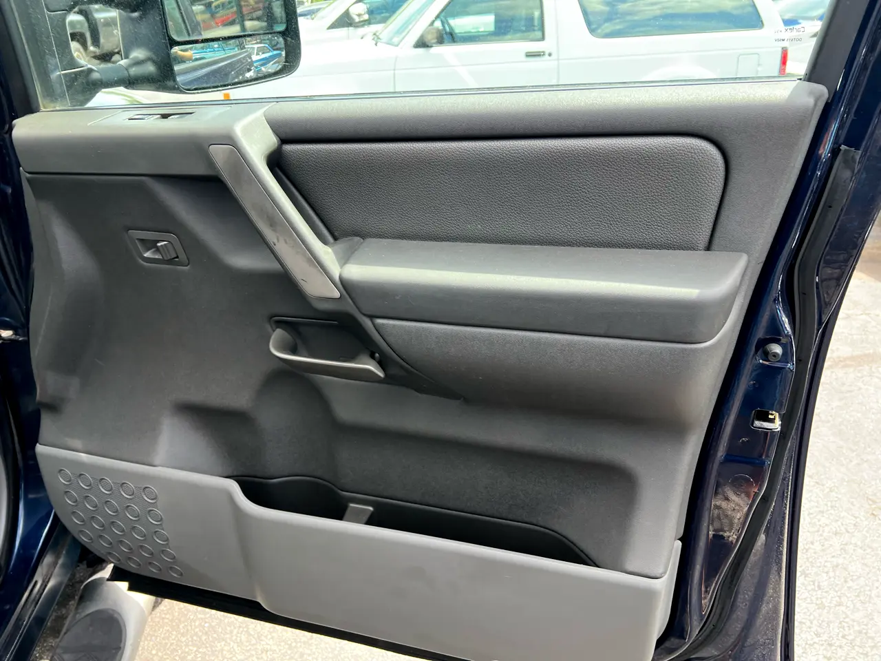 2006-nissan-titan-le-for-sale-trevor-wi-15