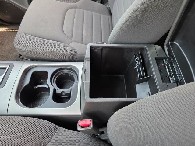 2012-nissan-pathfinder-s-for-sale (28)