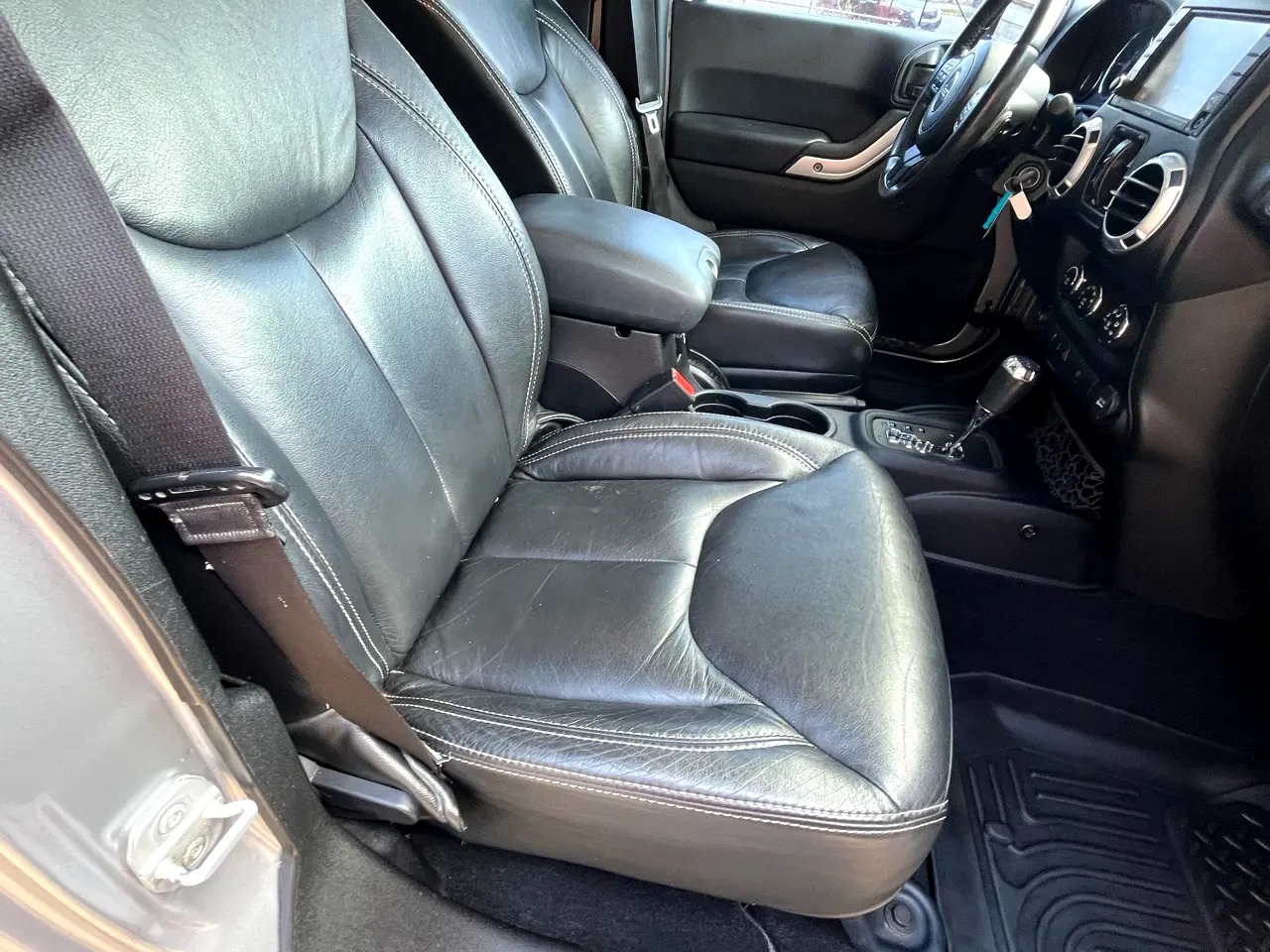2013-jeep-wrangler-unlimited-for-sale (19)