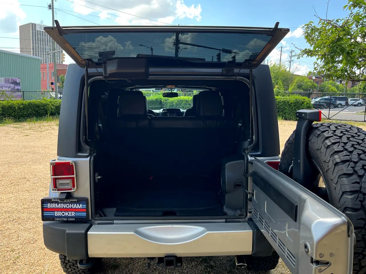 2013-jeep-wrangler-unlimited-for-sale (32)