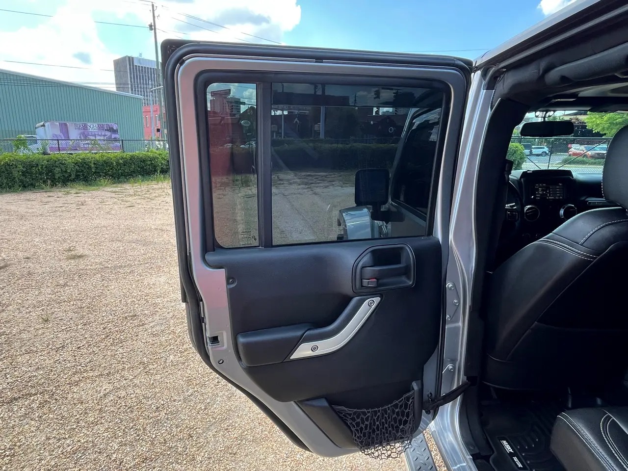 2013-jeep-wrangler-unlimited-for-sale (41)