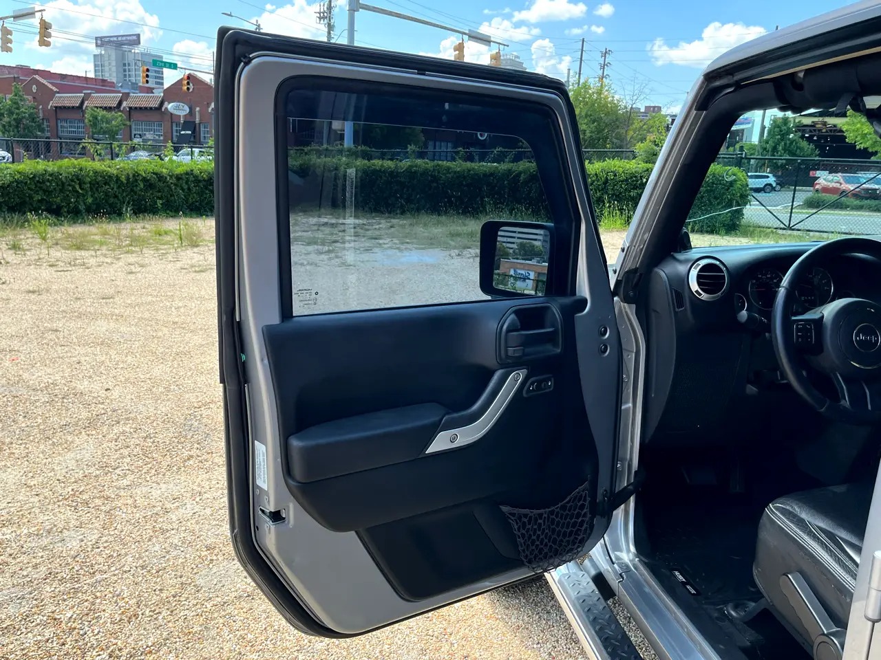 2013-jeep-wrangler-unlimited-for-sale (44)