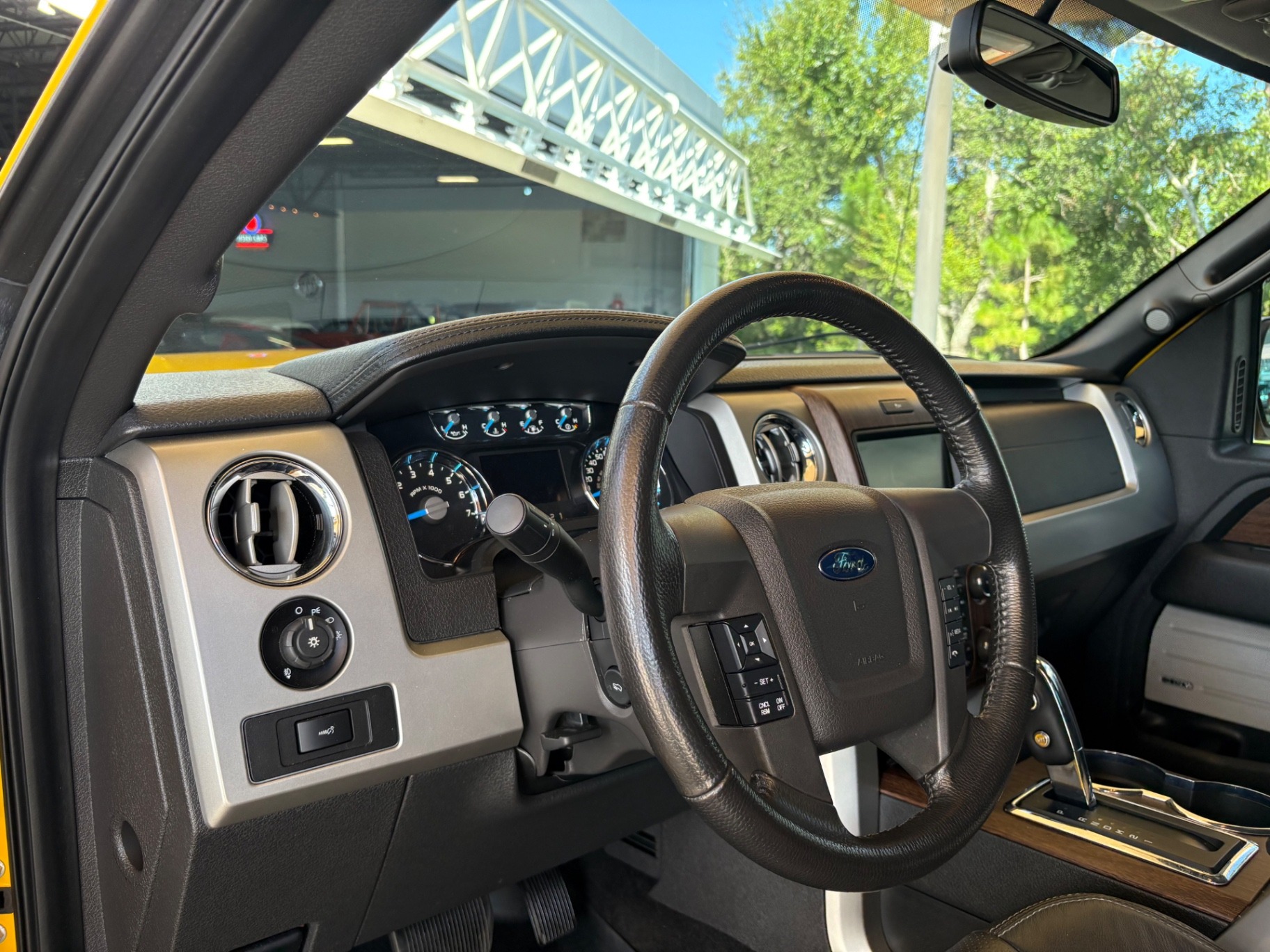 2014-ford-f150-tonka (10)