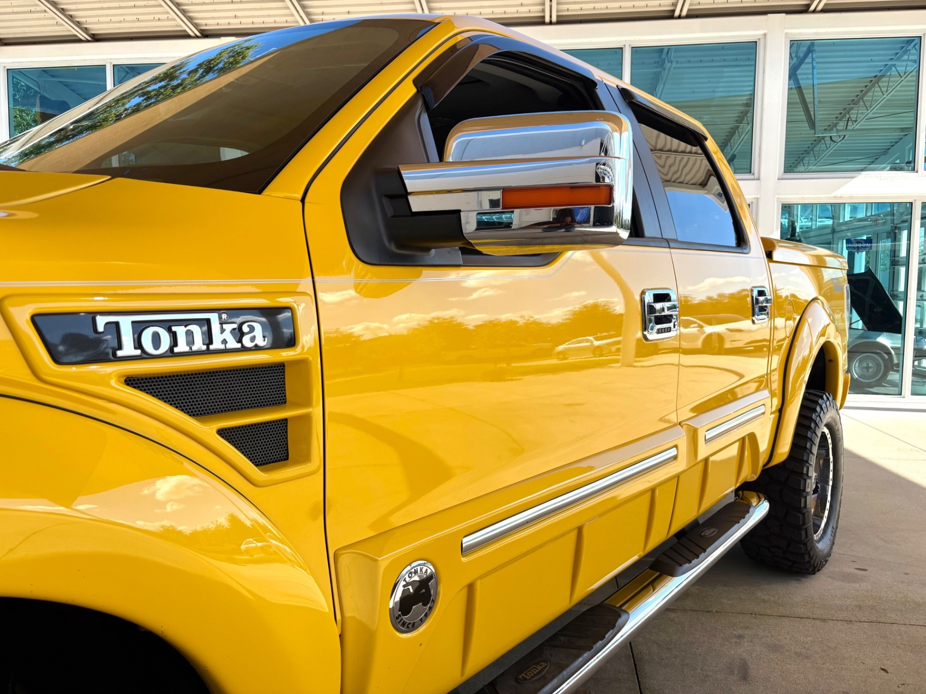 2014-ford-f150-tonka (32)