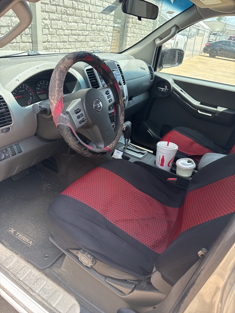 2014-nissan-xterra-4x4-for-sale-05