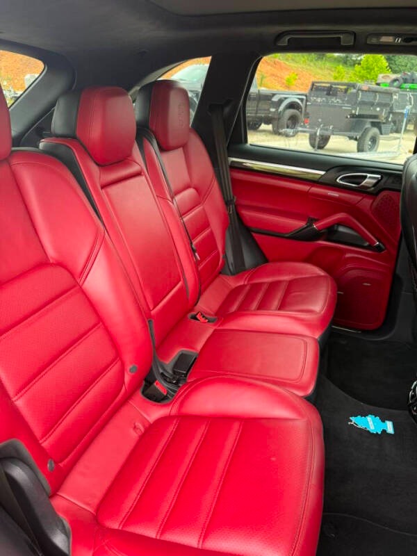 2014-porsche-cayenne-turbo-s-for-sale (29)