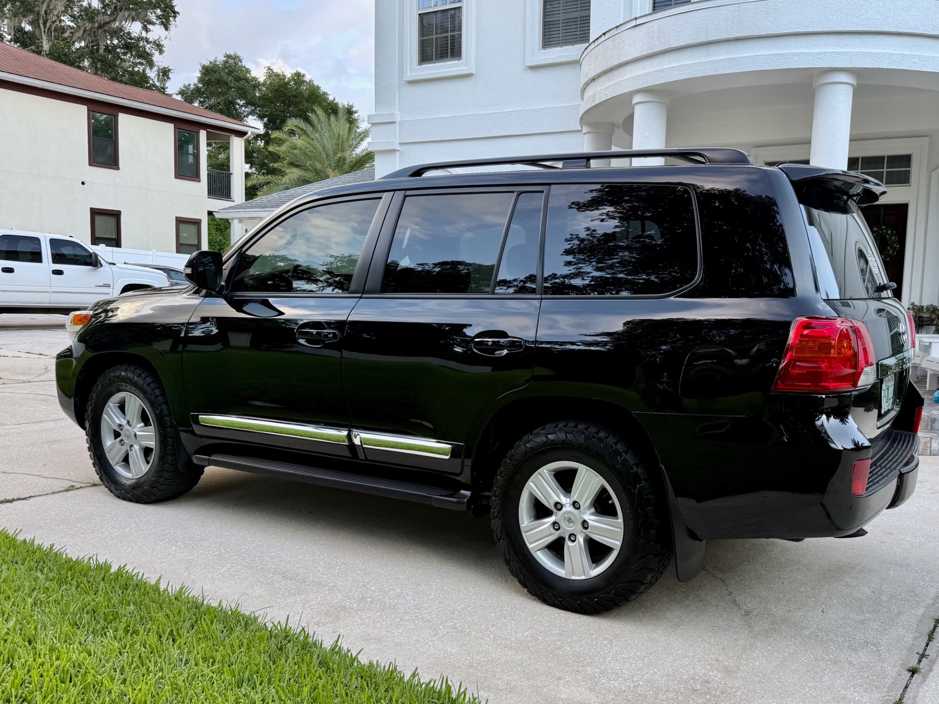 2014-toyota-land-cruiser-200 (19)