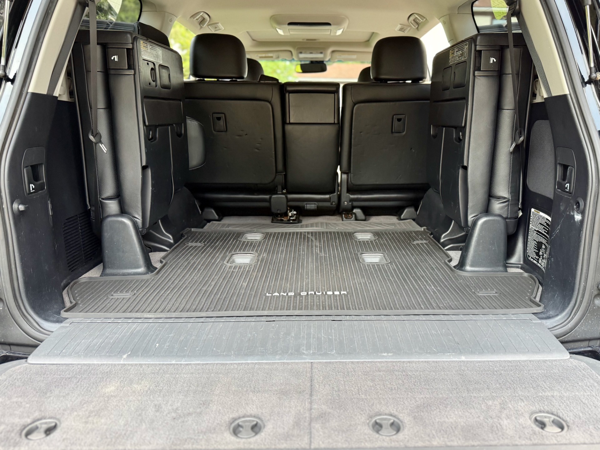 2014-toyota-land-cruiser-200 (2)