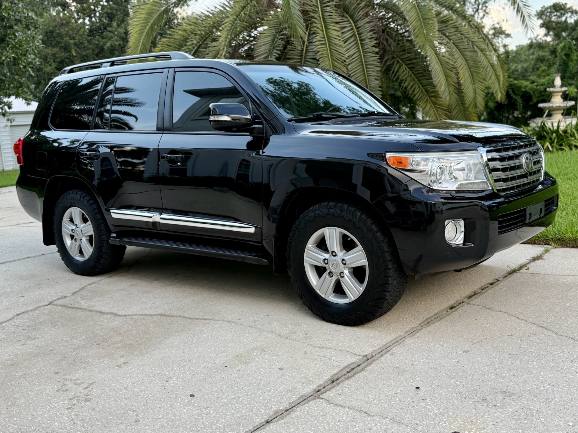 2014-toyota-land-cruiser-200 (23)