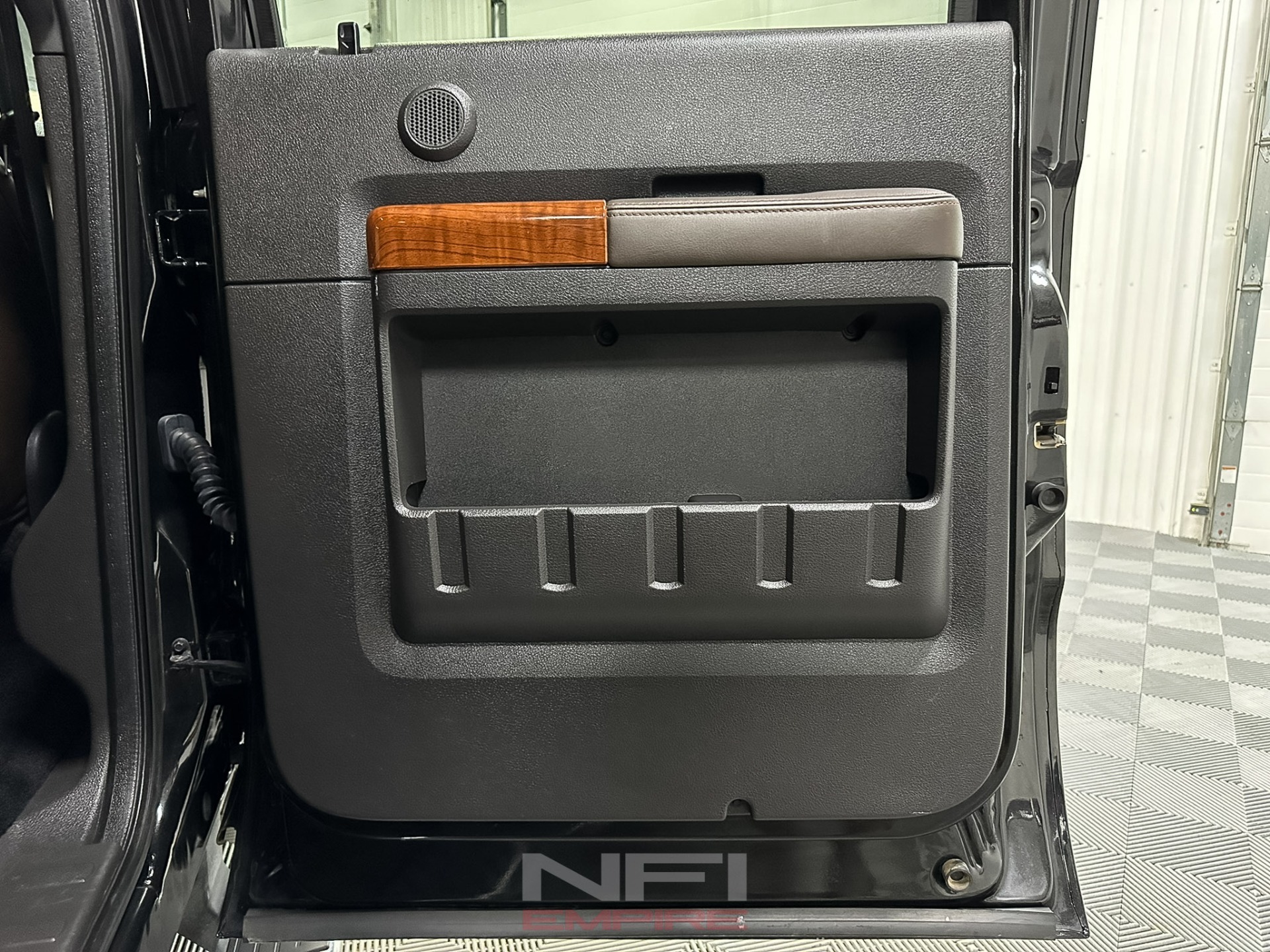 2015-ford-excursion-6-door-for-sale (33)