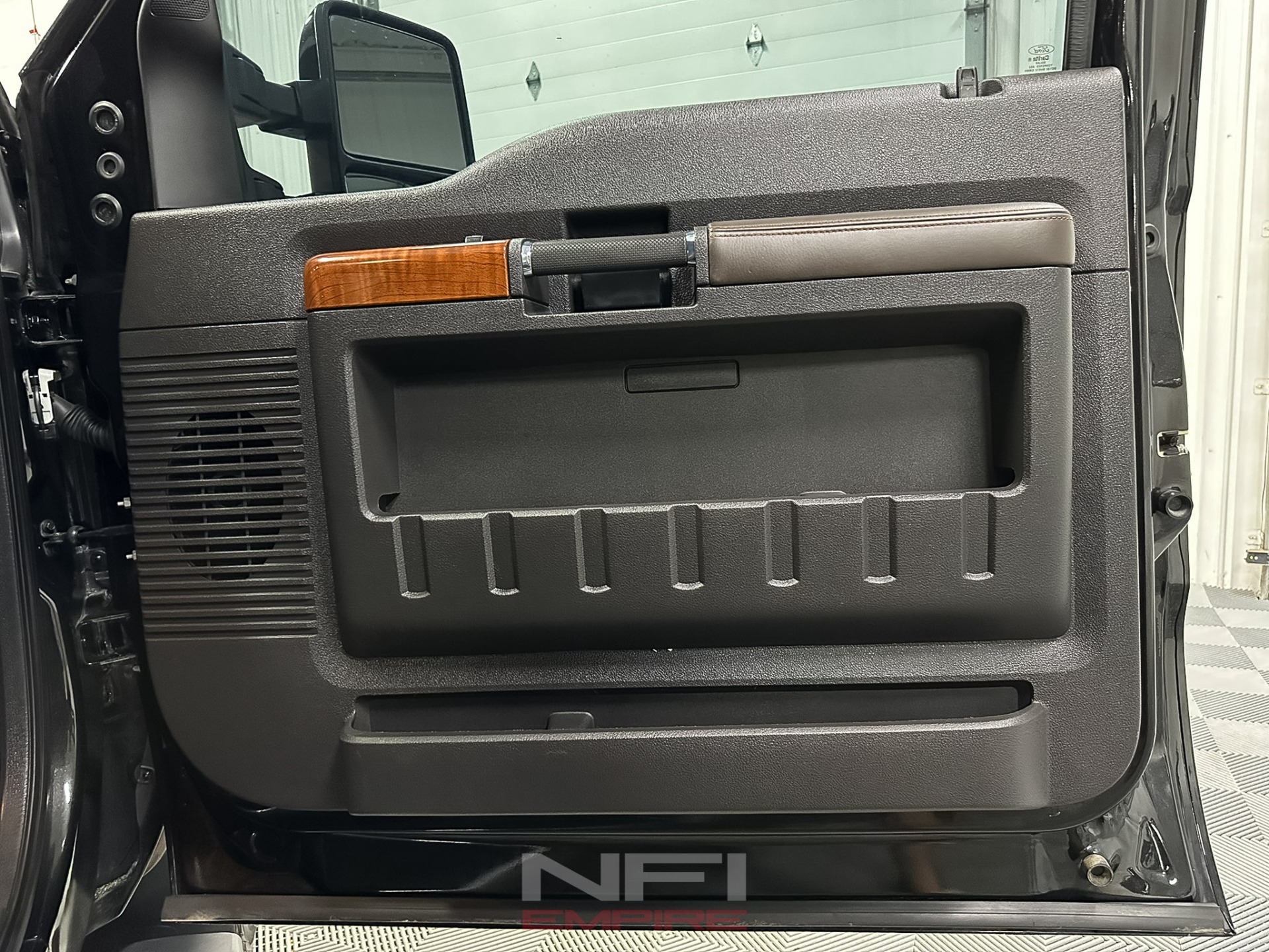 2015-ford-excursion-6-door-for-sale (37)