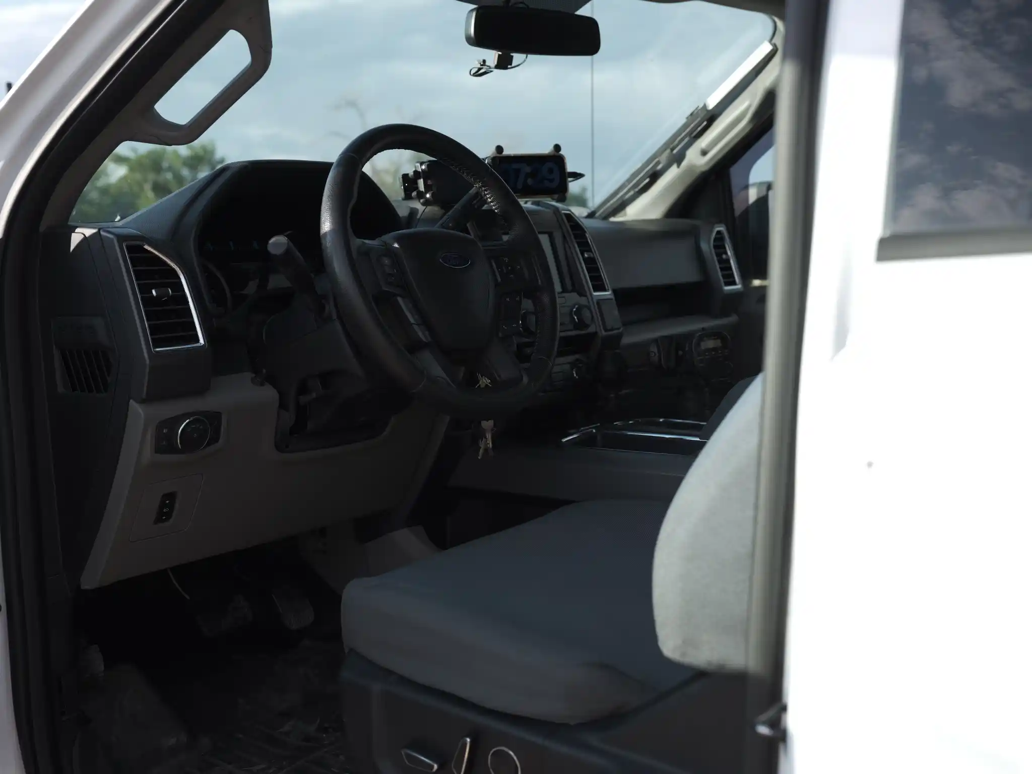 2016-Ford-F-150-XLT-FX4-for-sale-11