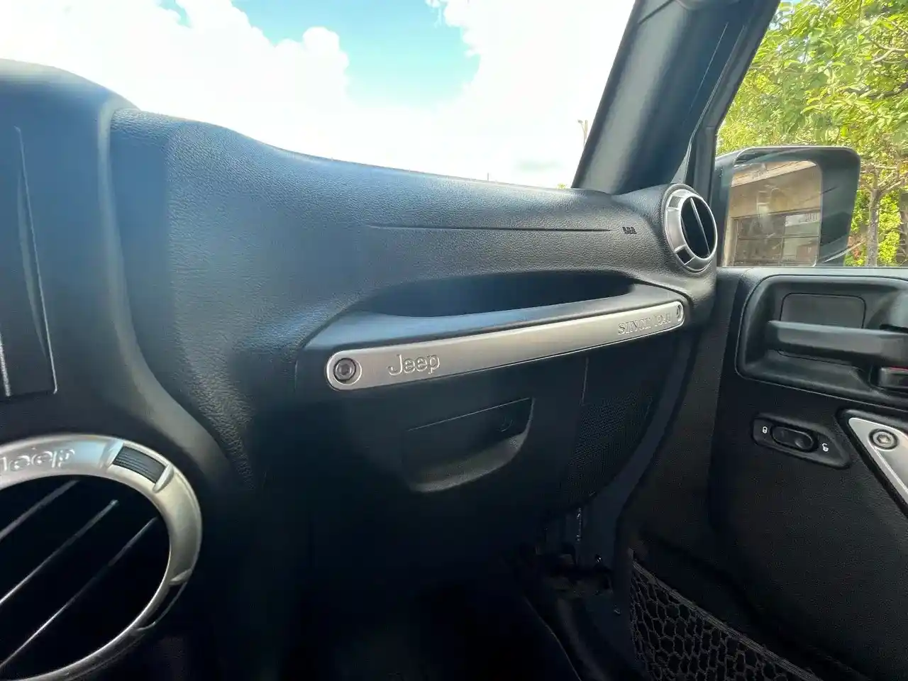 2016-jeep-wrangler-hard-rock-edition-for-sale-birmingham-al-35