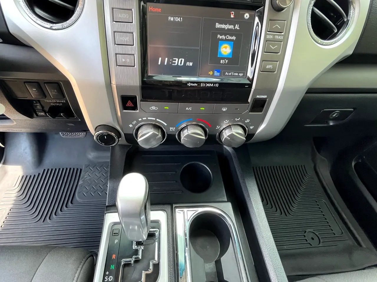 2016-toyota-tundra-4x4 (29)