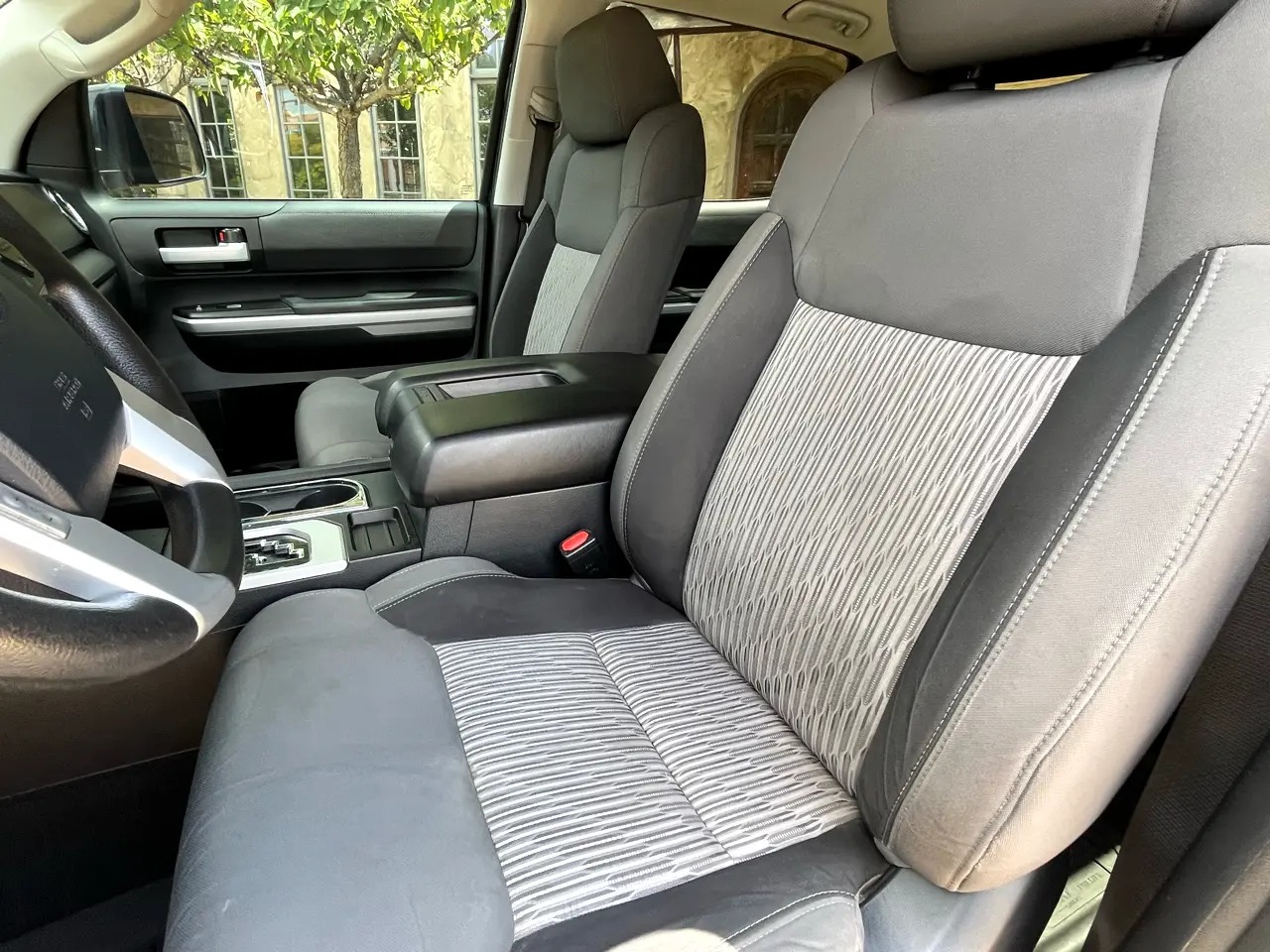 2016-toyota-tundra-4x4 (37)