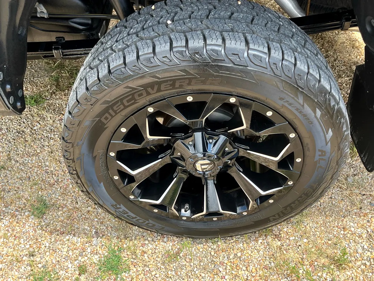2016-toyota-tundra-4x4 (42)