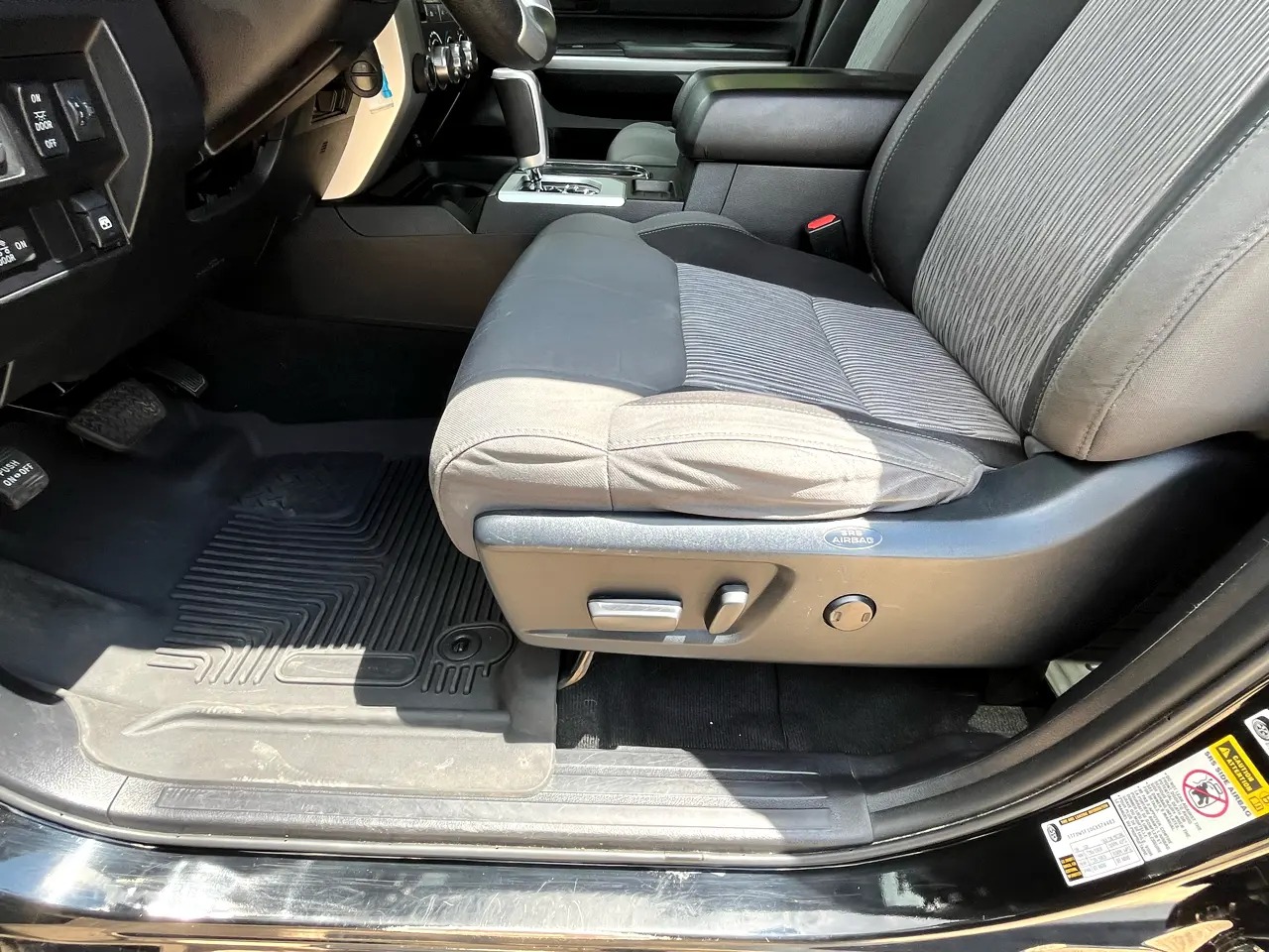 2016-toyota-tundra-4x4 (51)