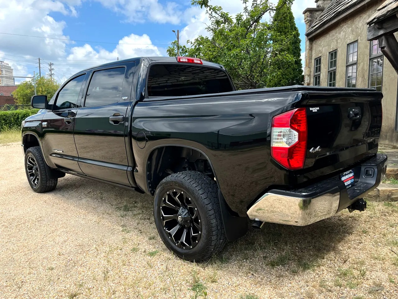 2016-toyota-tundra-4x4 (57)
