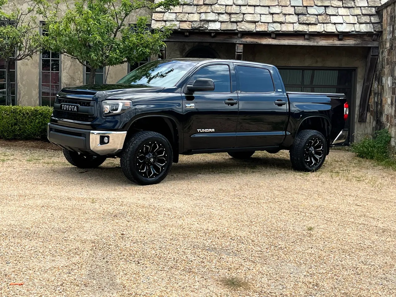 2016-toyota-tundra-4x4 (58)